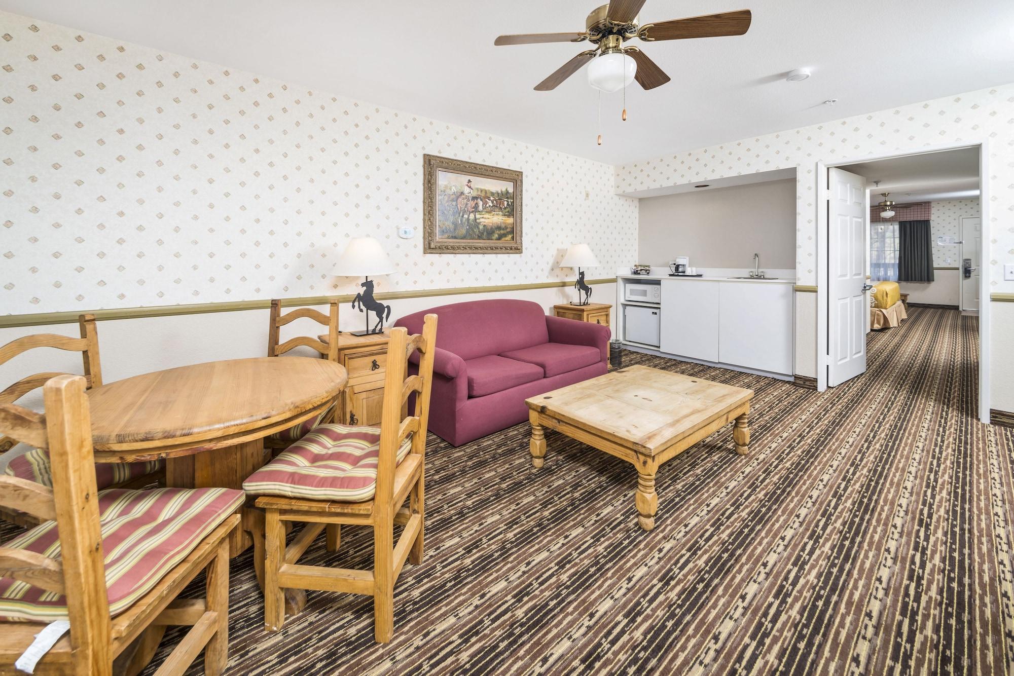 Days Inn By Wyndham Lebec Grapevine Exteriör bild
